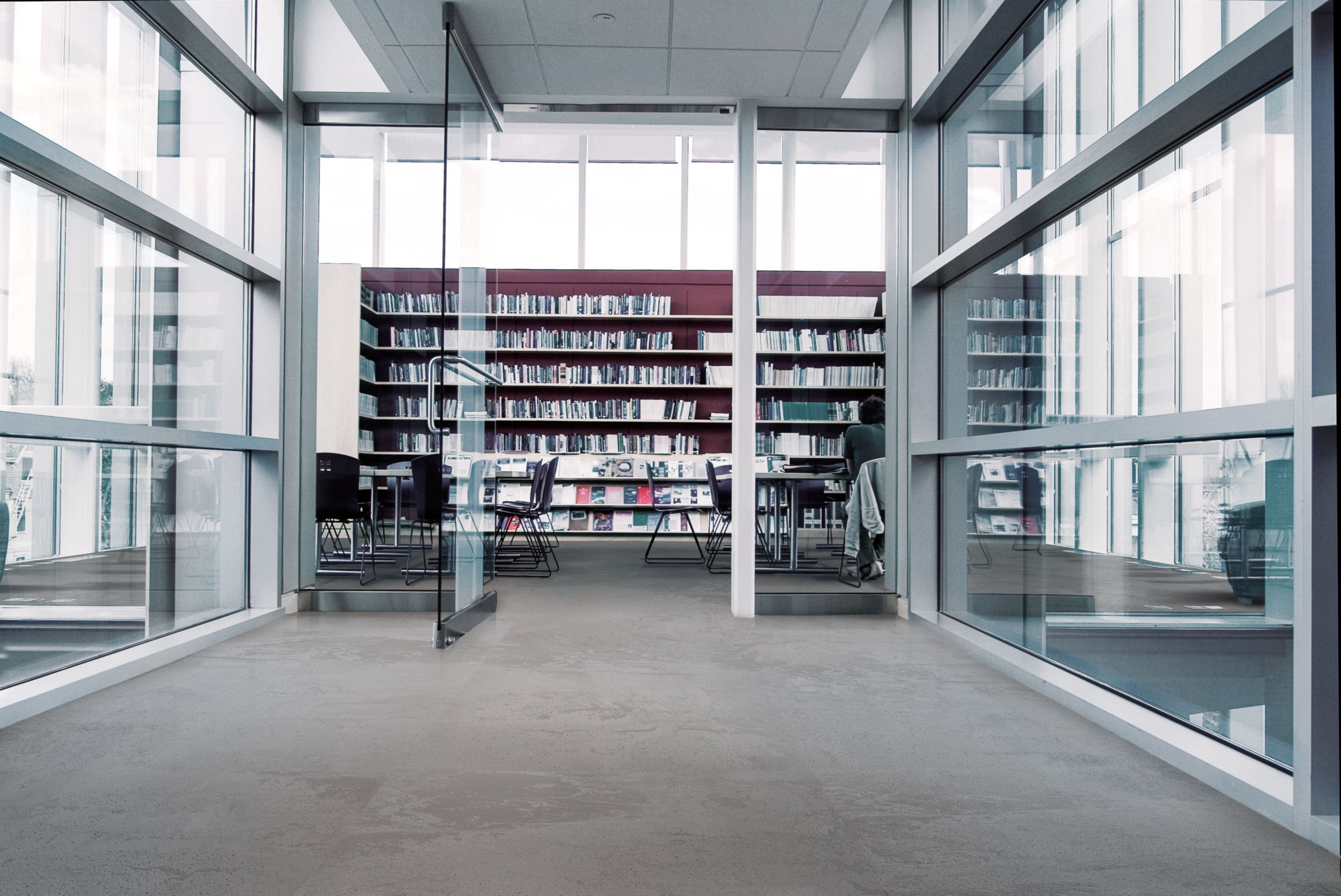 norament 926 castello rubber flooring in library imagen número 4